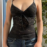 Black Lace Cami Crop Top - Y2K Aesthetic Sleeveless V-Neck Tank - VogueShion 