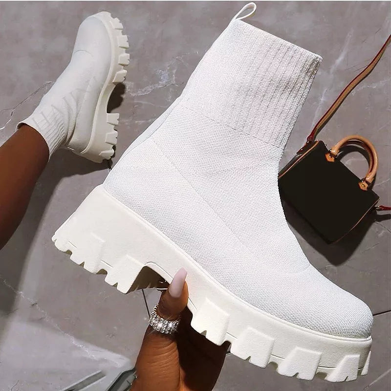 Women's Lightweight Platform Sneakers - Casual Comfort with Chunky Heels - VogueShion 