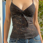 Black Lace Cami Crop Top - Y2K Aesthetic Sleeveless V-Neck Tank - VogueShion 